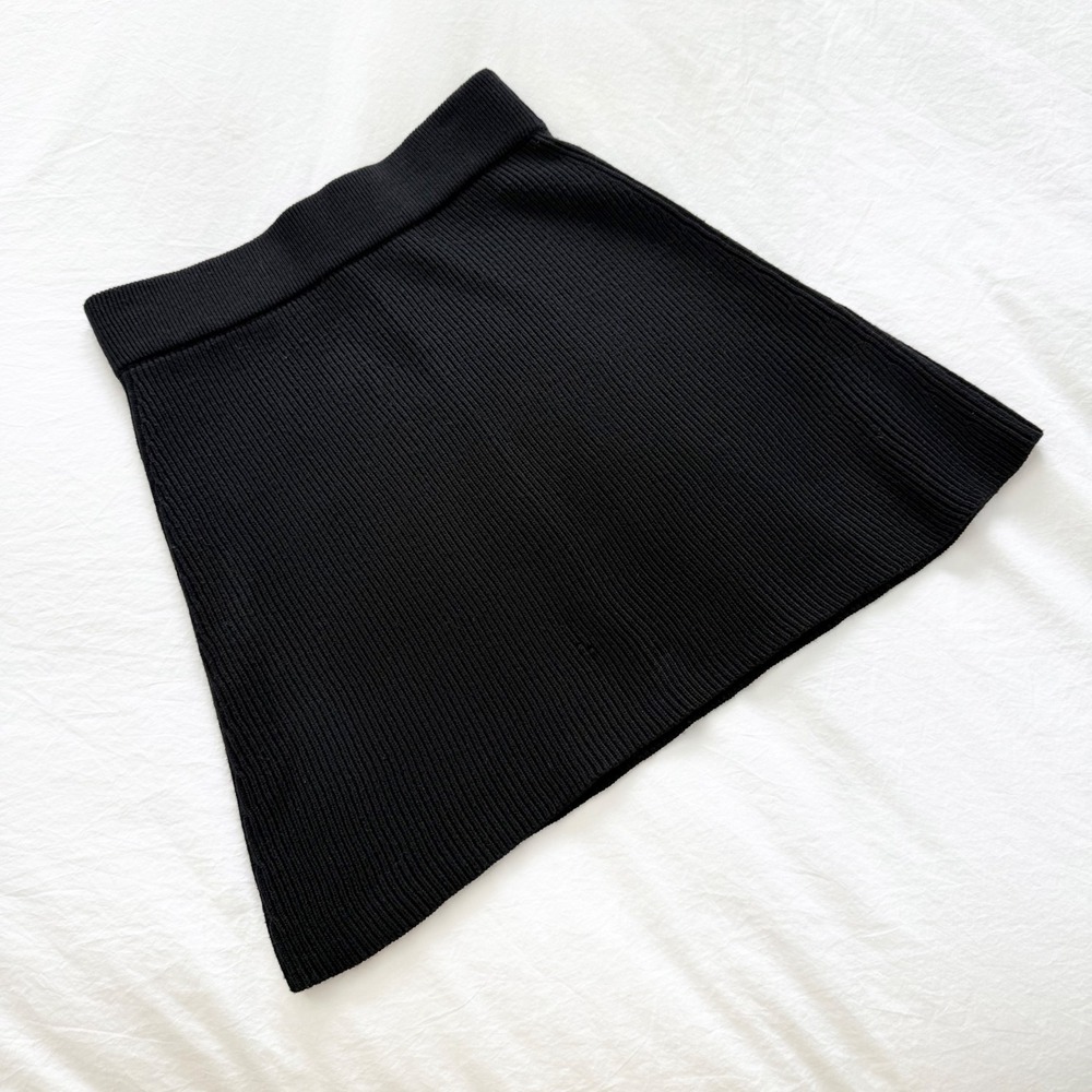 Sézane Naella Ribbed Merino Wool Blend Knit Mini Skirt Black Size Small - Picture 2 of 7
